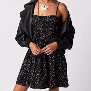 FreePeople Gabby Ditzy Floral Mini Dress smocked stretches, pockets NWOT size S